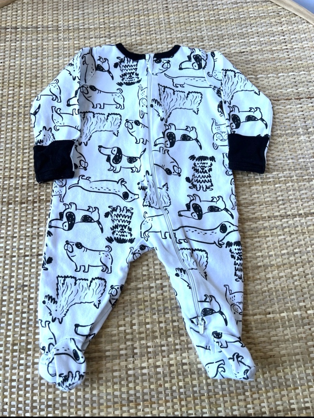 Wonder Nation Baby Footie onesie sleepwear  white black dog print unisex 3-6 mo